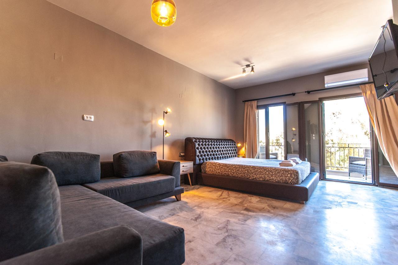 Minoos Hotel Ханья Экстерьер фото